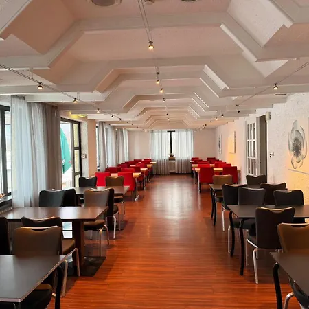 Roomie Hirschberg an der Bergstraße